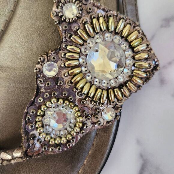 Xhilaration women's silver sequin beaded rhinestone sandal size 8 - Picture 2 of 4